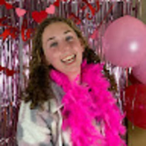 Meet your Posher, Eva